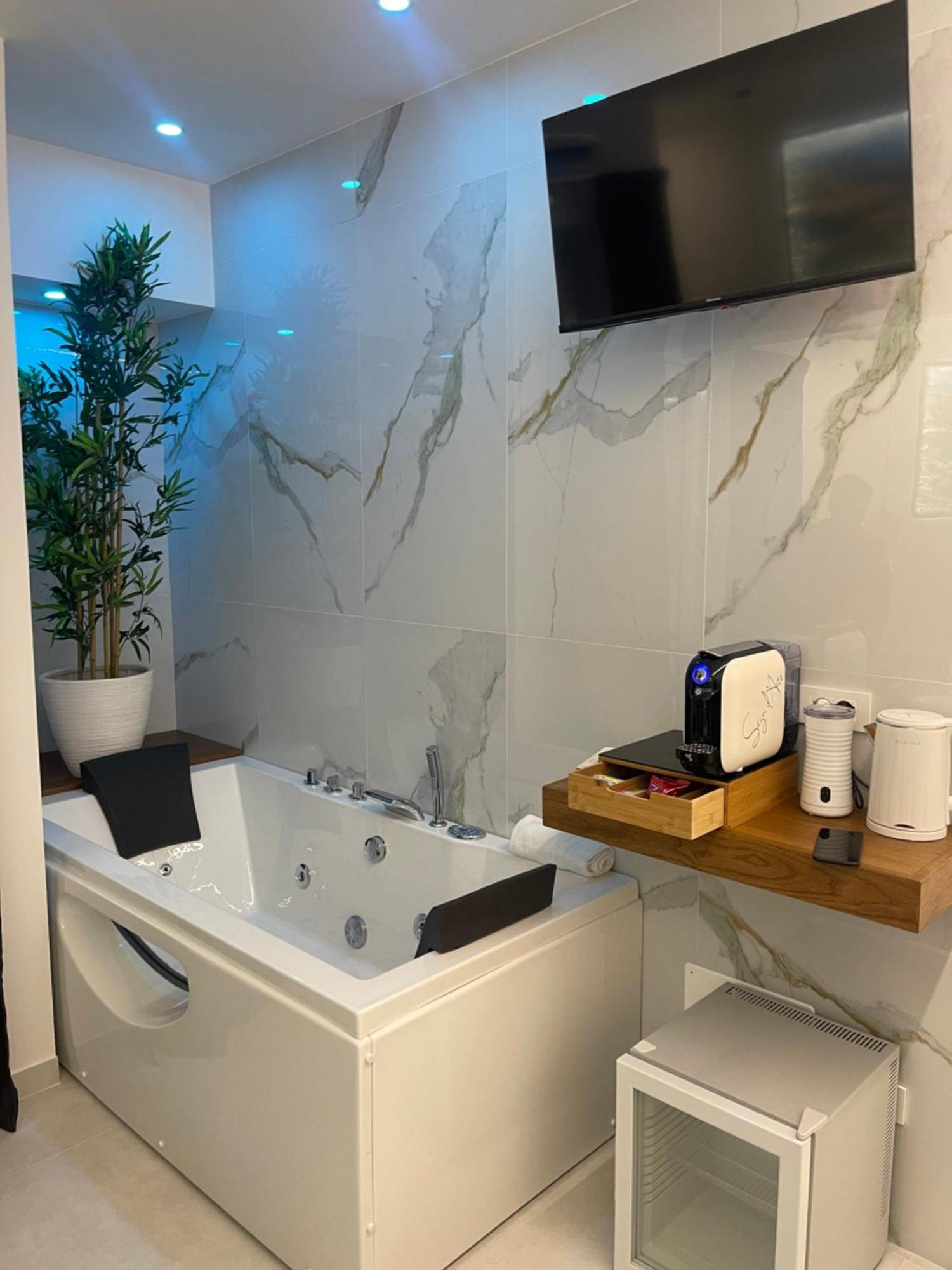 Maridda-Experience Rooms- Giardini Naxos Esterno foto